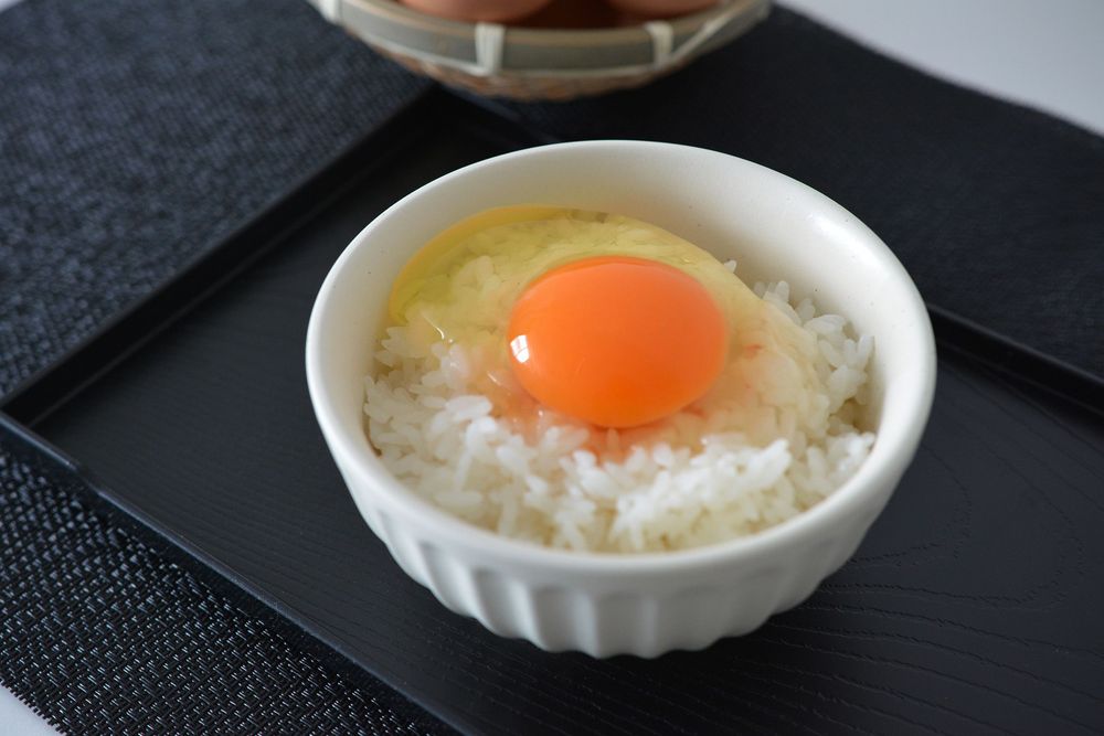 eyecatch.data?.attributes?.title